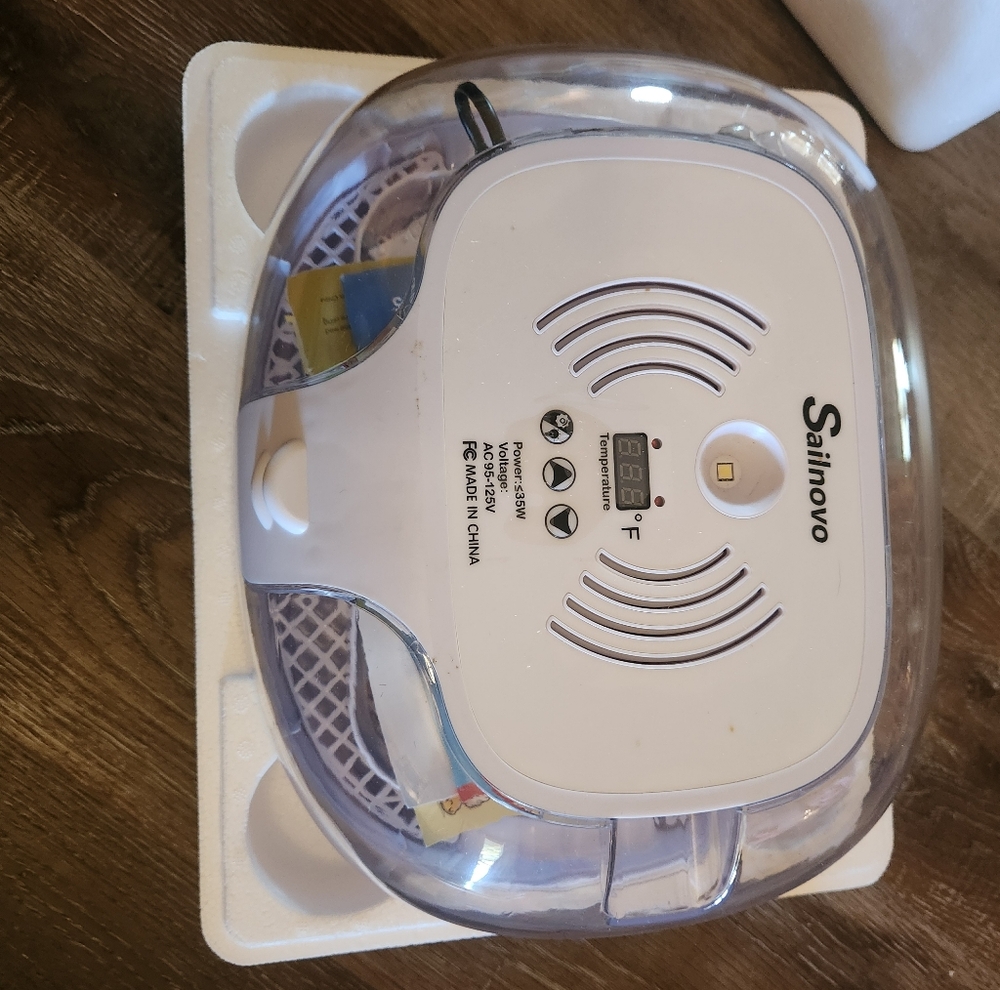 Sailnovo 16 Egg Incubator Self Turning